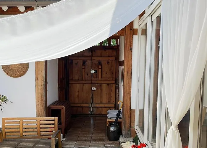 Seoulstory Hanok 4*